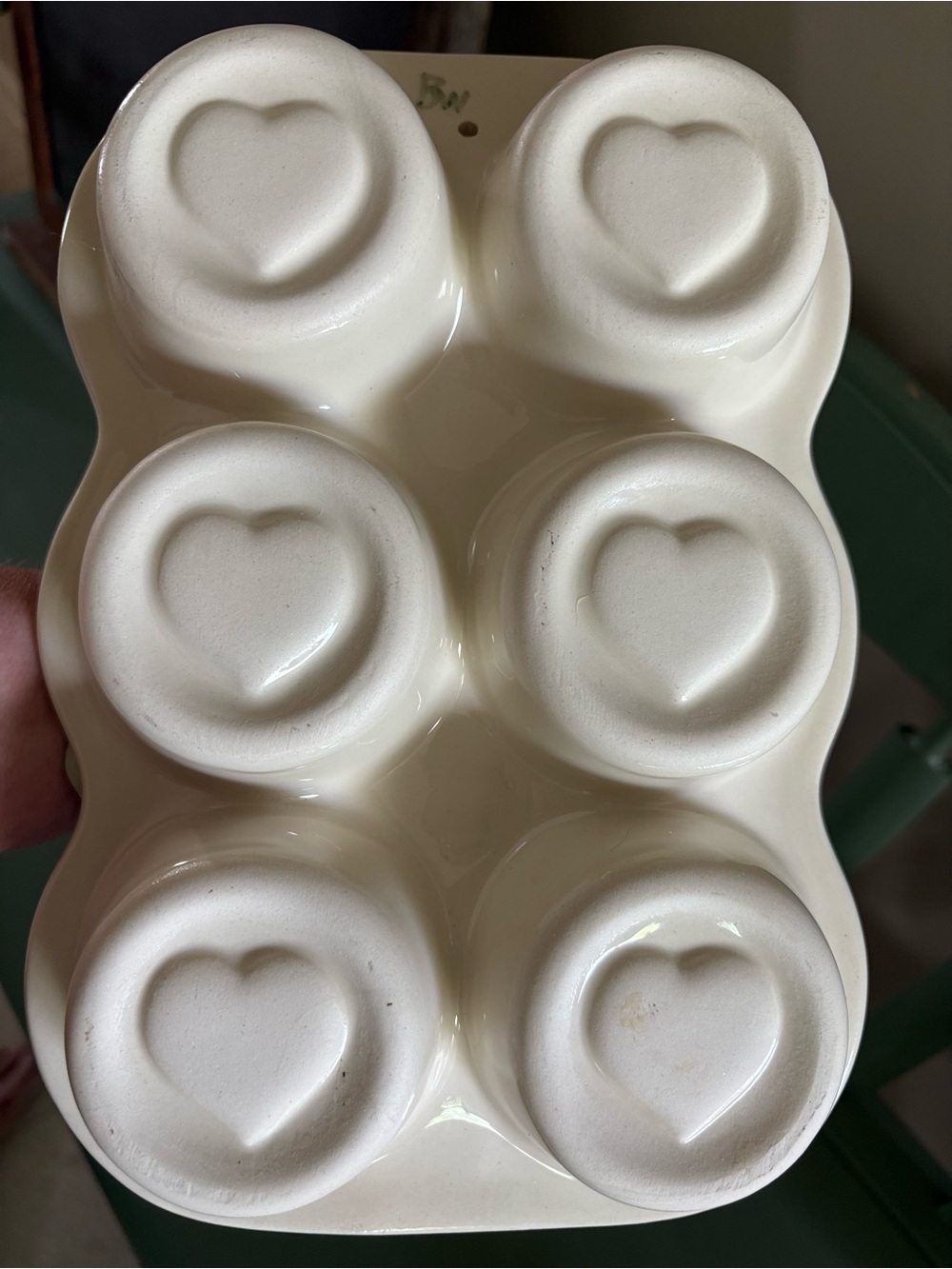 Vintage Hartstone Stoneware Muffin Pan Provincial Posy Design - Picture 7 of 7